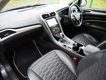 Ford Mondeo 2.0 TDCi Vignale, Powershift