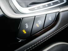 Ford Mondeo 2.0 TDCi Vignale, Powershift