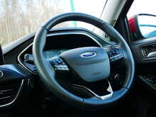 Ford Focus 1.0T EcoBoost Titanium, Manual