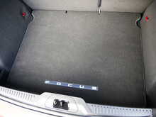 Ford Focus 1.0T EcoBoost Titanium, Manual