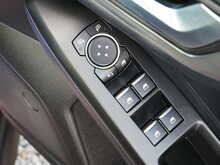 Ford Focus 1.0T EcoBoost Titanium, Manual