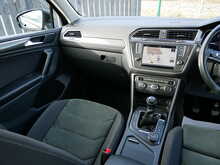 Volkswagen Tiguan 2.0 TDI BlueMotion Tech SEL 4Motion, Manual