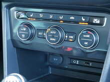 Volkswagen Tiguan 2.0 TDI BlueMotion Tech SEL 4Motion, Manual