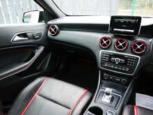 Mercedes-Benz A Class 2.0 A45 AMG 4MATIC, SpdS DCT