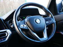 BMW 3 Series 2.0 320d SESaloon, Automatic [Euro 6]