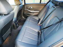 BMW 3 Series 2.0 320d SESaloon, Automatic [Euro 6]