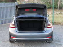 BMW 3 Series 2.0 320d SESaloon, Automatic [Euro 6]