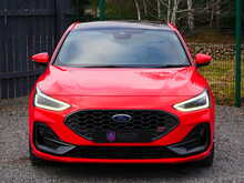 Ford Focus 2.0T EcoBoost ST Hatchback, Manual