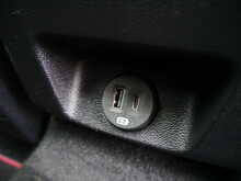 Ford Focus 2.0T EcoBoost ST Hatchback, Manual