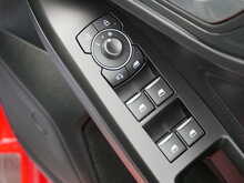 Ford Focus 2.0T EcoBoost ST Hatchback, Manual