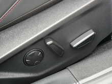 Ford Focus 2.0T EcoBoost ST Hatchback, Manual