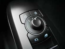 Ford Focus 2.0T EcoBoost ST Hatchback, Manual