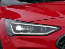 Ford Focus 2.0T EcoBoost ST Hatchback, Manual