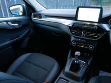 Ford Kuga 1.5 EcoBlue Titanium First Edition SUV, Manual