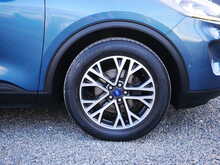 Ford Kuga 1.5 EcoBlue Titanium First Edition SUV, Manual