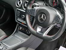 Mercedes-Benz A Class 2.1 A200d AMG Line Hatchback, 7G-DCT [Euro 6]
