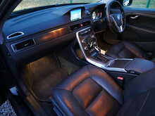 Volvo XC70 2.4 D5 SE Lux Estate AWD, Automatic [Euro 6]