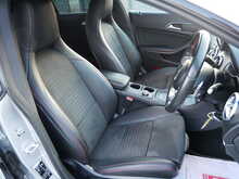 Mercedes-Benz CLA 2.1 CLA220d AMG Line Coupe, 7G-DCT [Euro 6]