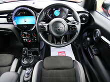 MINI Hatch 1.5 Cooper Sport Hatchback, Steptronic