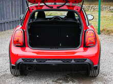 MINI Hatch 1.5 Cooper Sport Hatchback, Steptronic
