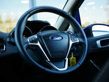 Ford Fiesta 1.0T EcoBoost Titanium