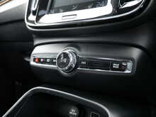 Volvo XC40 2.0 T5 Inscription Pro AWD, Automatic [Euro 6]