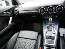 Audi TTS 2.0 TFSI Black Edition quattro Coupe, S-Tronic