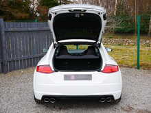 Audi TTS 2.0 TFSI Black Edition quattro Coupe, S-Tronic