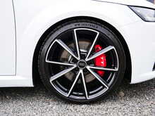 Audi TTS 2.0 TFSI Black Edition quattro Coupe, S-Tronic