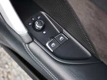 Audi TTS 2.0 TFSI Black Edition quattro Coupe, S-Tronic