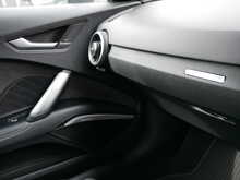 Audi TTS 2.0 TFSI Black Edition quattro Coupe, S-Tronic