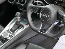 Audi TTS 2.0 TFSI Black Edition quattro Coupe, S-Tronic