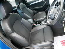 Audi Q3 1.4 TFSI CoD S line Edition, Manual