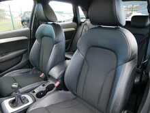 Audi Q3 1.4 TFSI CoD S line Edition, Manual