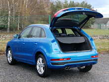 Audi Q3 1.4 TFSI CoD S line Edition, Manual
