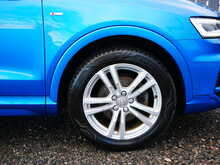 Audi Q3 1.4 TFSI CoD S line Edition, Manual