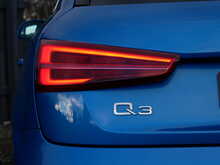 Audi Q3 1.4 TFSI CoD S line Edition, Manual