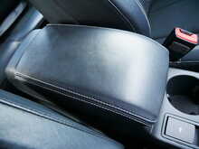 Audi Q3 1.4 TFSI CoD S line Edition, Manual