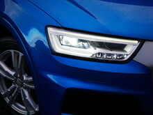 Audi Q3 1.4 TFSI CoD S line Edition, Manual