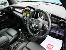 MINI Hatch 2.0 Cooper S, Manual
