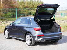 Audi A3 1.5 TFSI S line Sportback, Manual