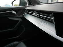 Audi A3 1.5 TFSI S line Sportback, Manual