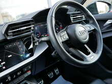 Audi A3 1.5 TFSI S line Sportback, Manual