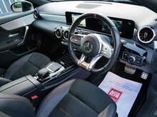 Mercedes-Benz A Class 2.0 A35 AMG Hatchback SpdS DCT 4Matic