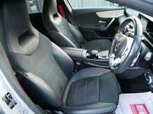 Mercedes-Benz A Class 2.0 A35 AMG Hatchback SpdS DCT 4Matic