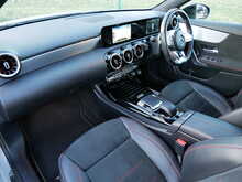 Mercedes-Benz A Class 2.0 A35 AMG Hatchback SpdS DCT 4Matic