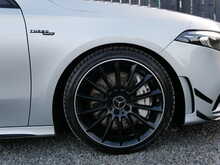 Mercedes-Benz A Class 2.0 A35 AMG Hatchback SpdS DCT 4Matic