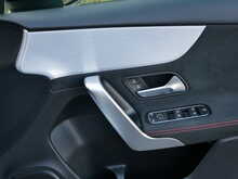 Mercedes-Benz A Class 2.0 A35 AMG Hatchback SpdS DCT 4Matic