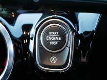 Mercedes-Benz A Class 2.0 A35 AMG Hatchback SpdS DCT 4Matic