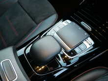 Mercedes-Benz A Class 2.0 A35 AMG Hatchback SpdS DCT 4Matic